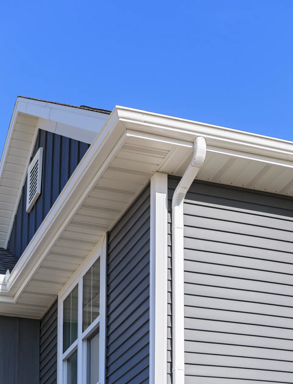 Seamless gutter installation by TruePro crew